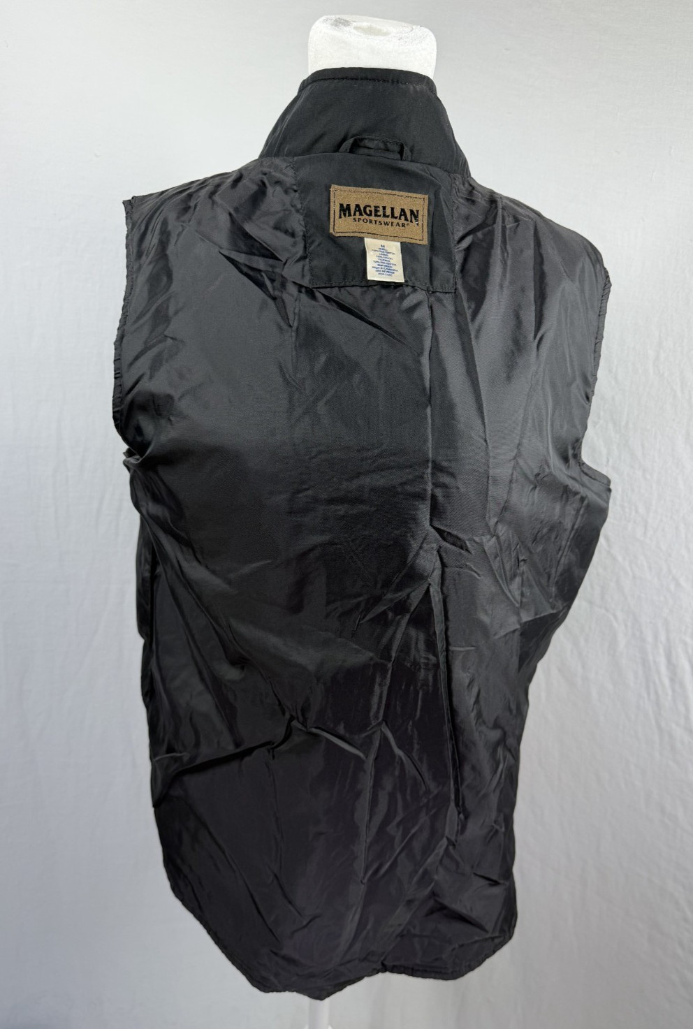 Magellan Sportswear: black lightweight quilted vest women’s size M