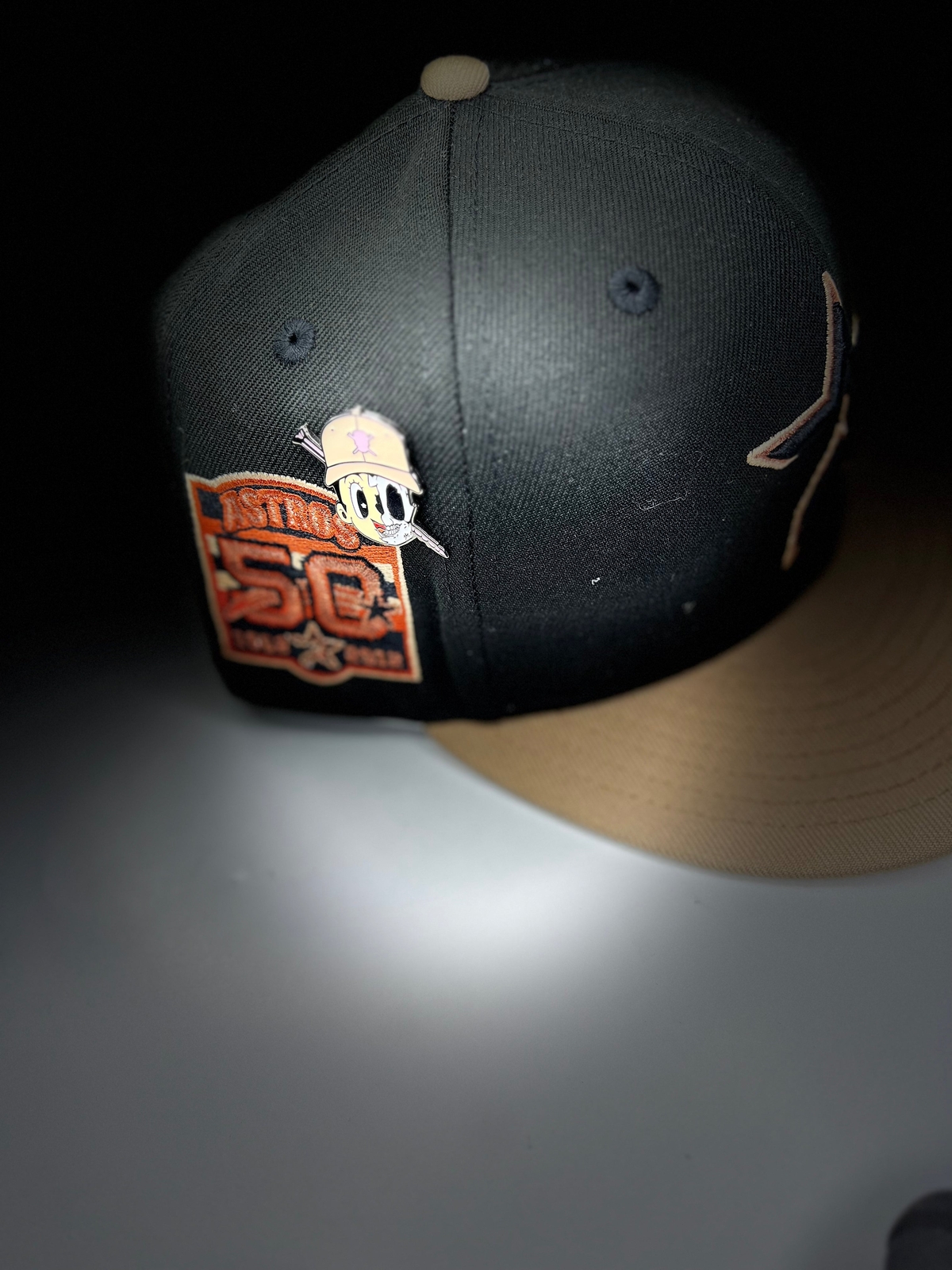 Screw Head Skull Hat Pin
