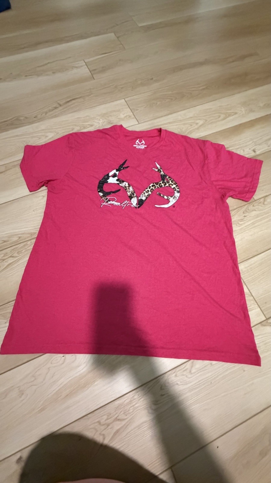 Realtree Men’s Red Deer Graphic Logo Crew Neck Short Sleeve T-Shirt XL Regular