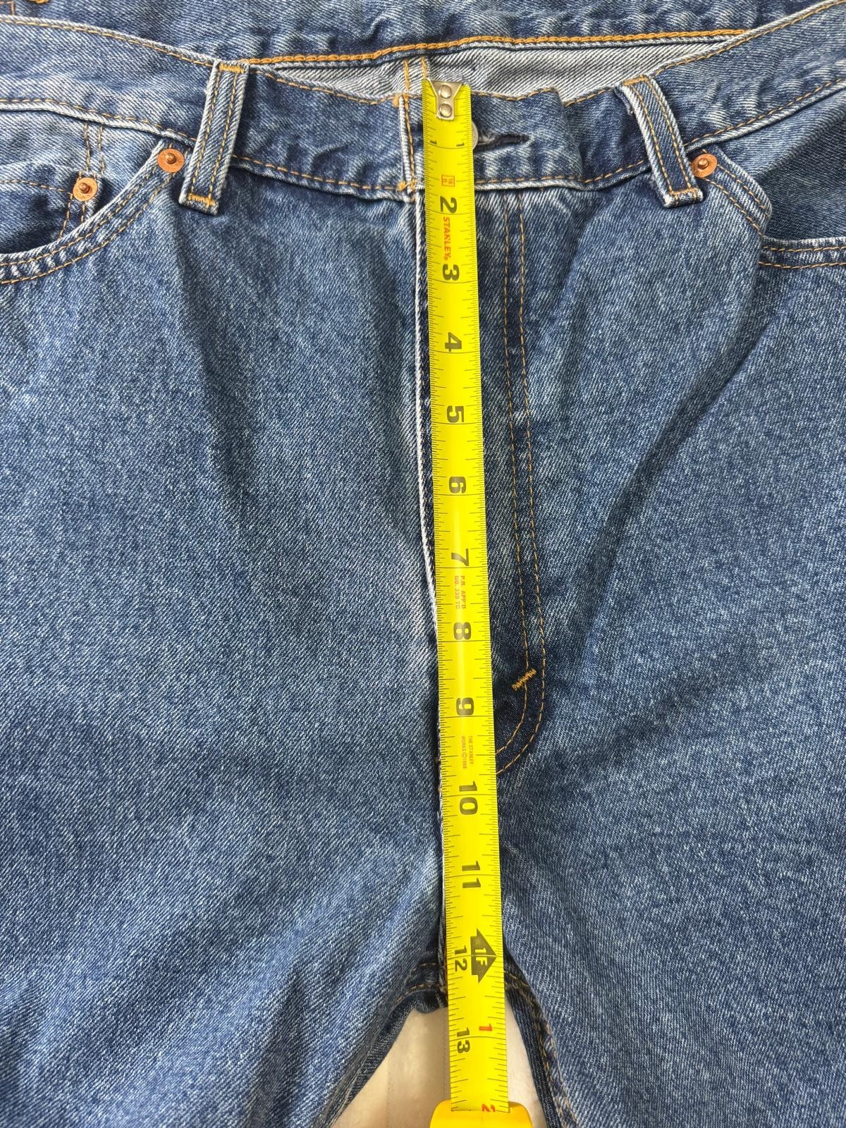 Levis 505 Jeans Mens 40×30 Blue Regular Straight Medium Wash Zip Fly