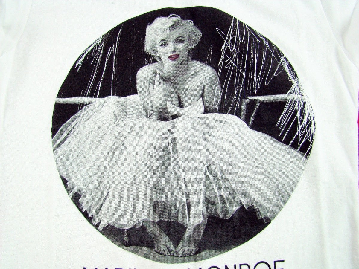Womens Juniors NWT Marilyn Monroe Original White XOXOXO T Shirt Size S M L XL 2X