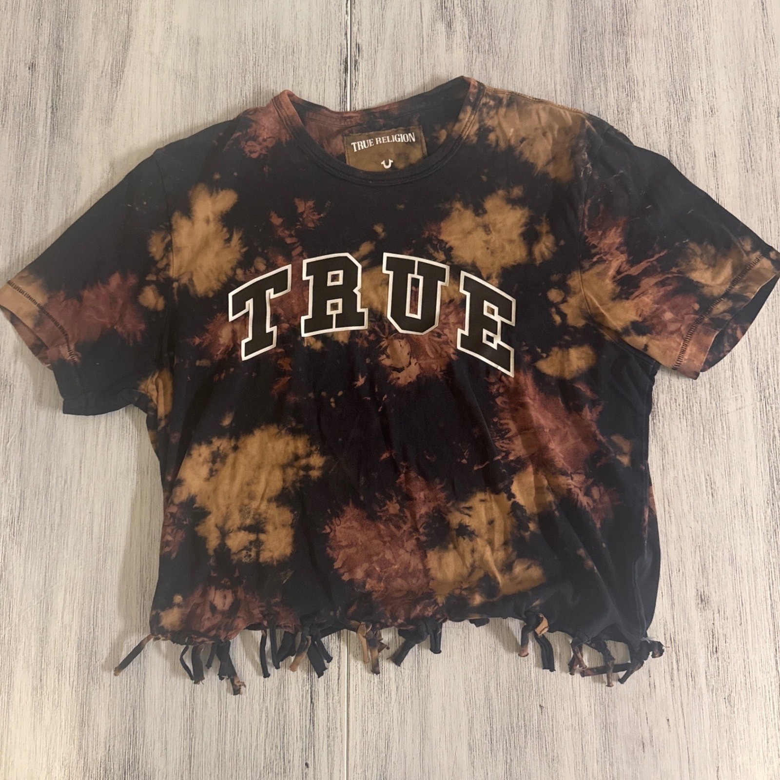 True Religion Tie Dye Fringe Crop Top T-Shirt Large Black Copper TRUE Logo