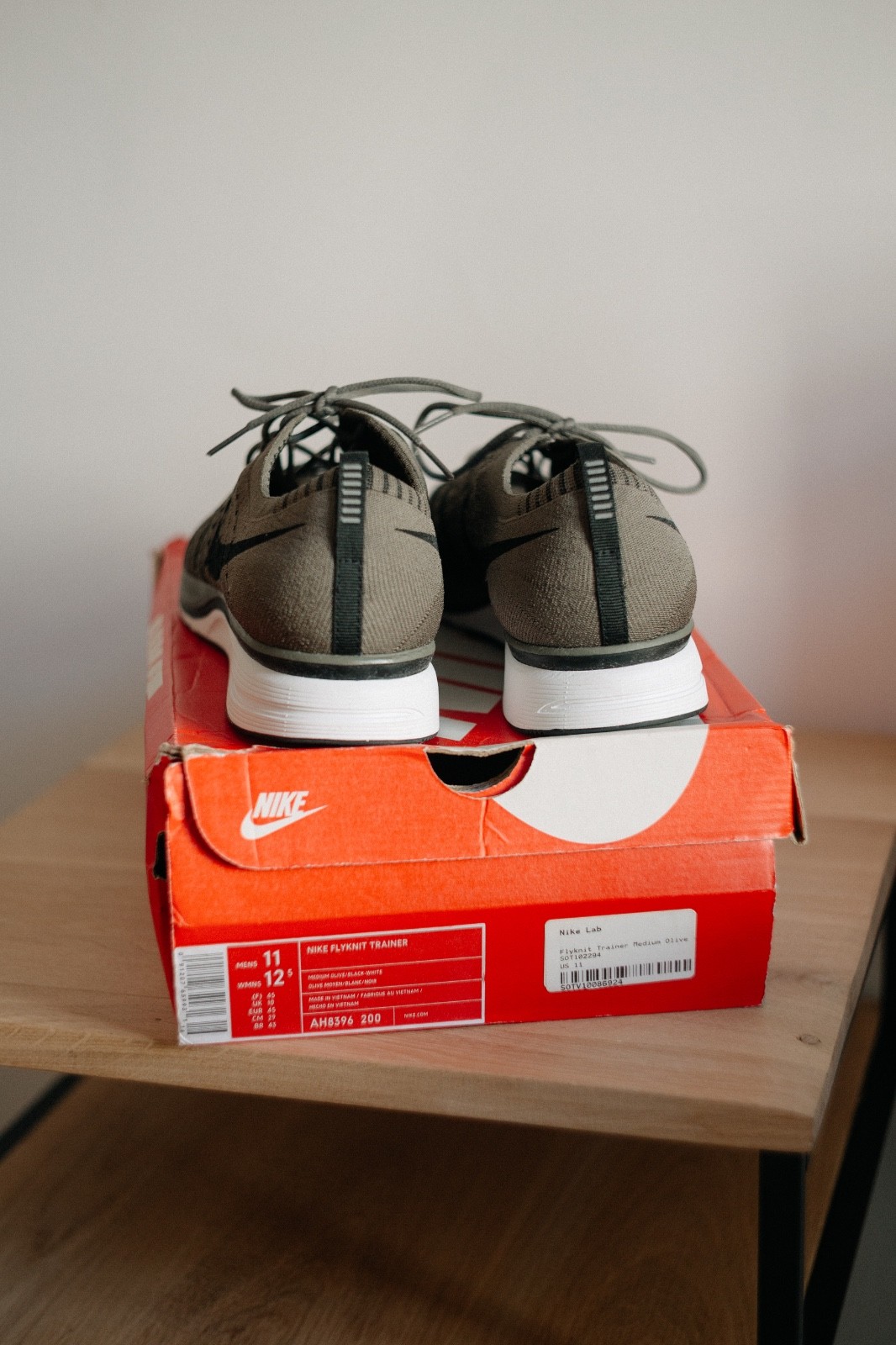 Nike Flyknit Trainer Medium Olive 2017