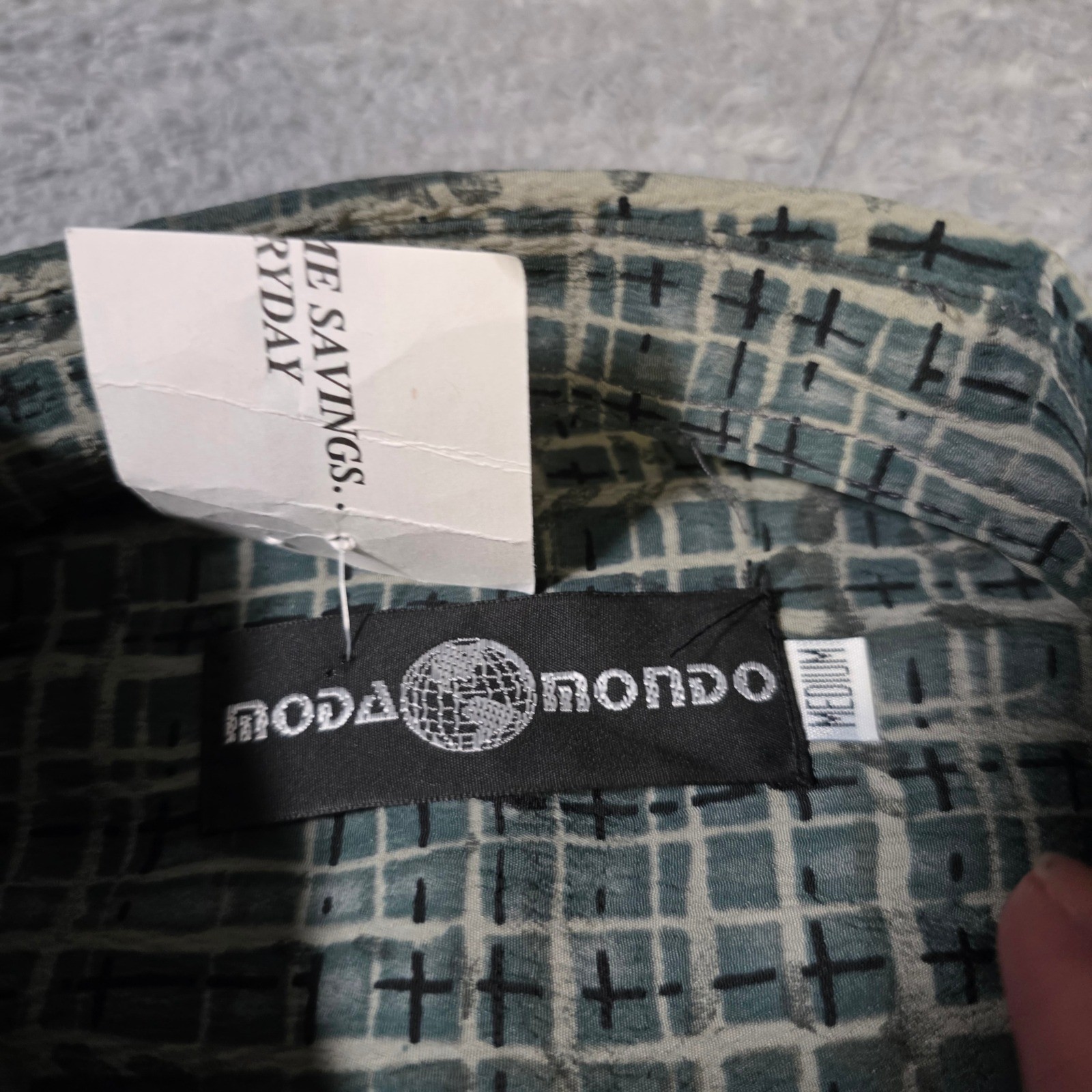 Moda Mondo Mens Medium Button Up Shirt Grey Green Abstract Grid Viscose Vintage
