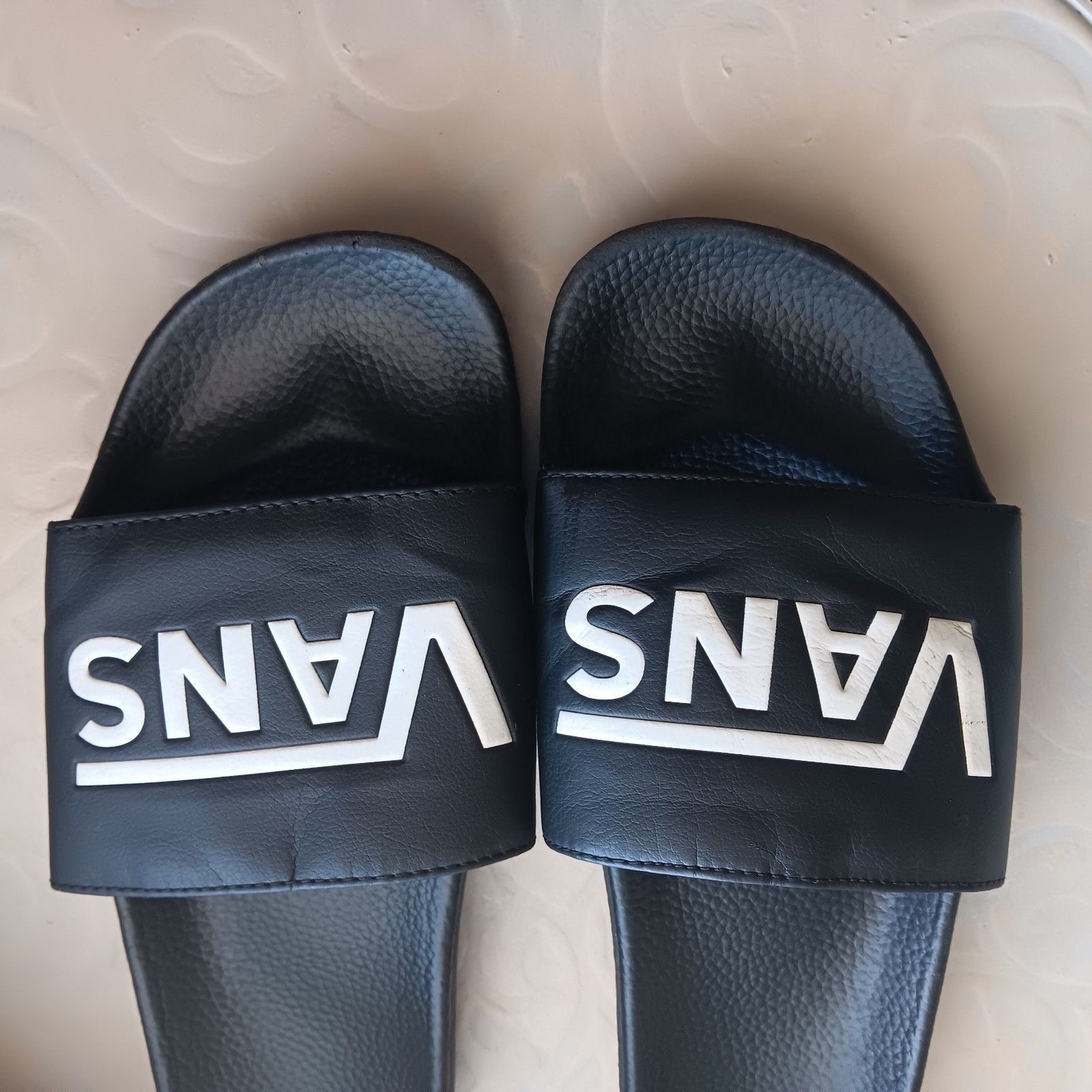 Vans Off the Wall Mens Slides Size 9