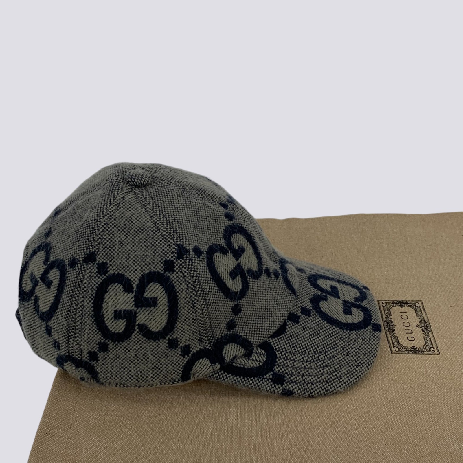 Gucci GG Monogram Logo Jumbo Wool Canvas Baseball Cap Hat Gray Size M