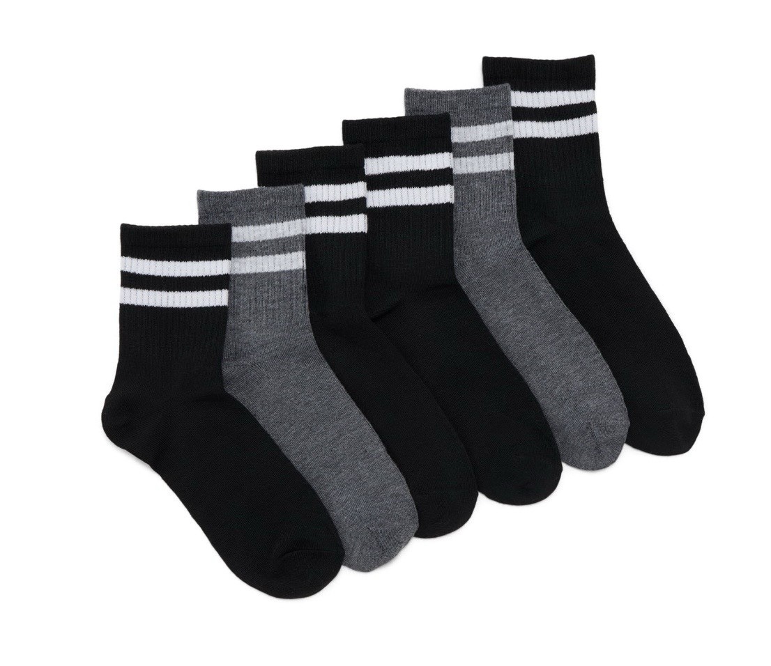 Crew Socks – One Pair Random Style, Plain/Printed