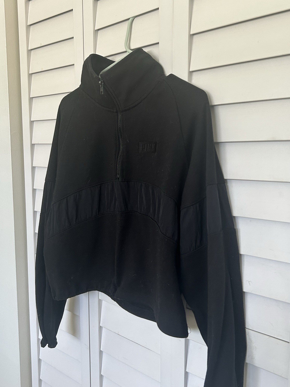 Victoria Secret PINK Women’s Black Half Zip Jacket Size Medium