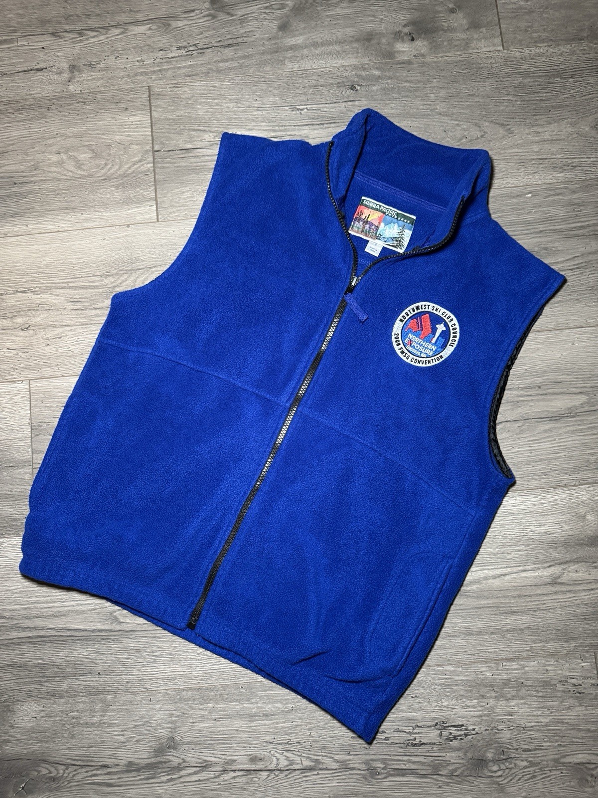 Vintage 90s Sierra Pacific Blue Zip Ski Outdoor Vest Embroidered Men’s Size S