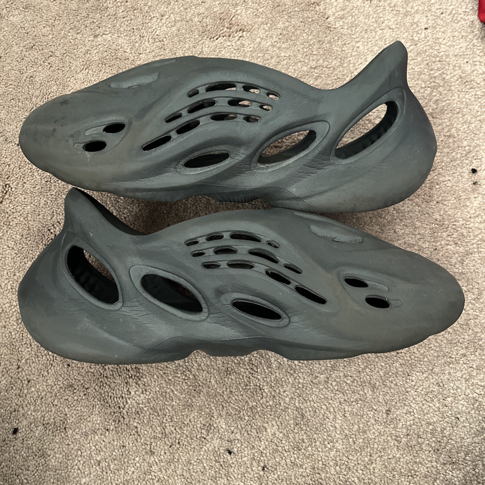 Size 11 – adidas Yeezy Onyx