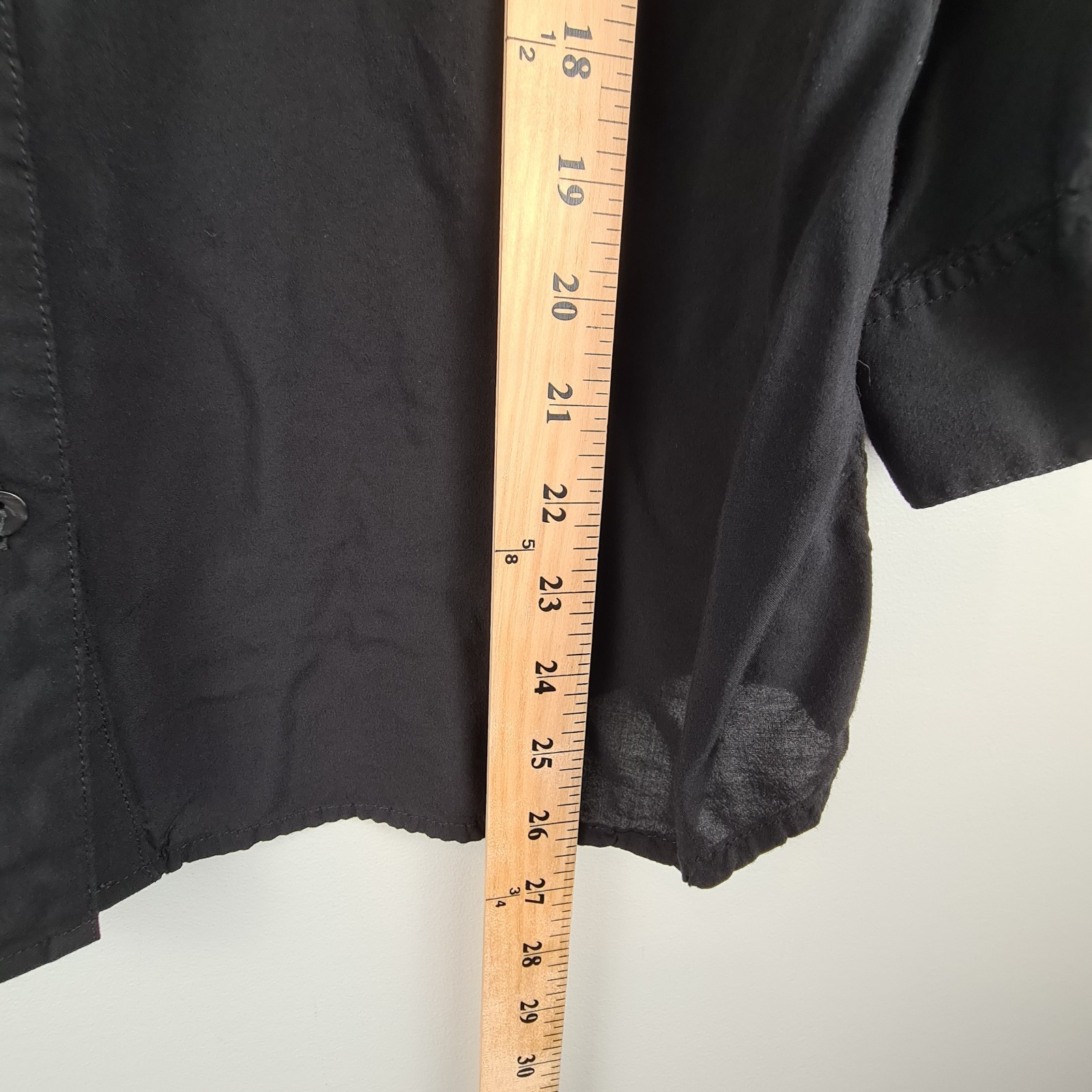 a.n.a. Women’s Black Button Up Collared Shirt 100% Rayon Lightweight Size L Tall