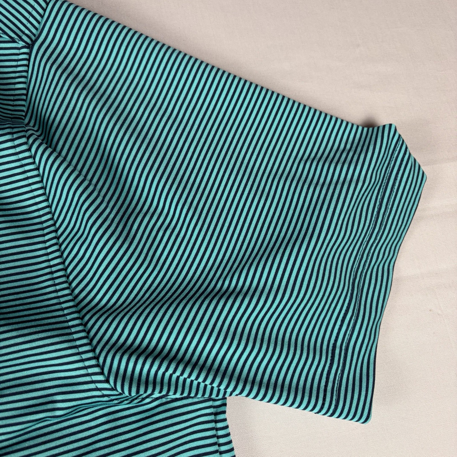 Under Armour The Performance Polo Shirt Men’s M Blue Striped Golf Loose Fit EUC
