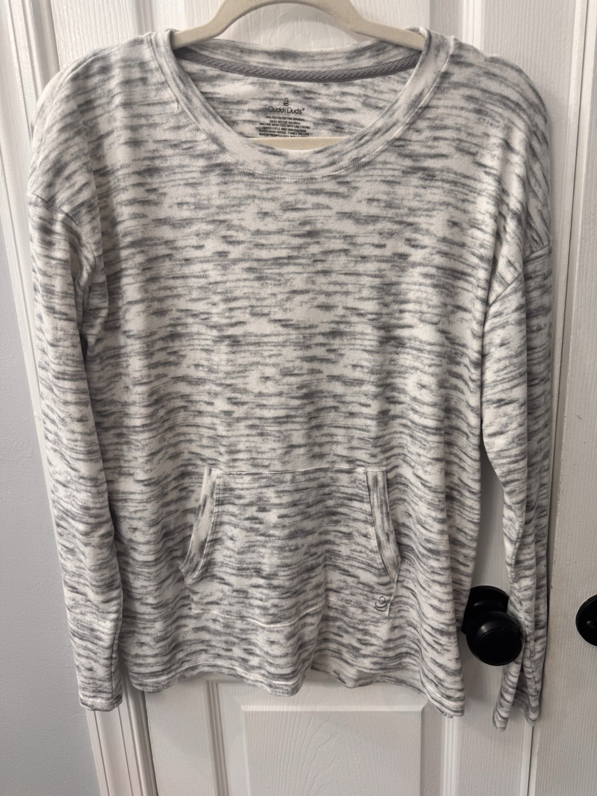Cuddl Duds Women’s M Grey Marled Long Sleeve Pullover Top Kangaroo Pocket Soft