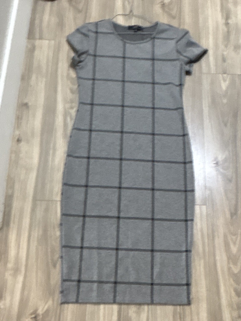Vibe Sportswear XL Gray/Black Check Knit Bodycon Knee-Length Dress, Short Sleeve