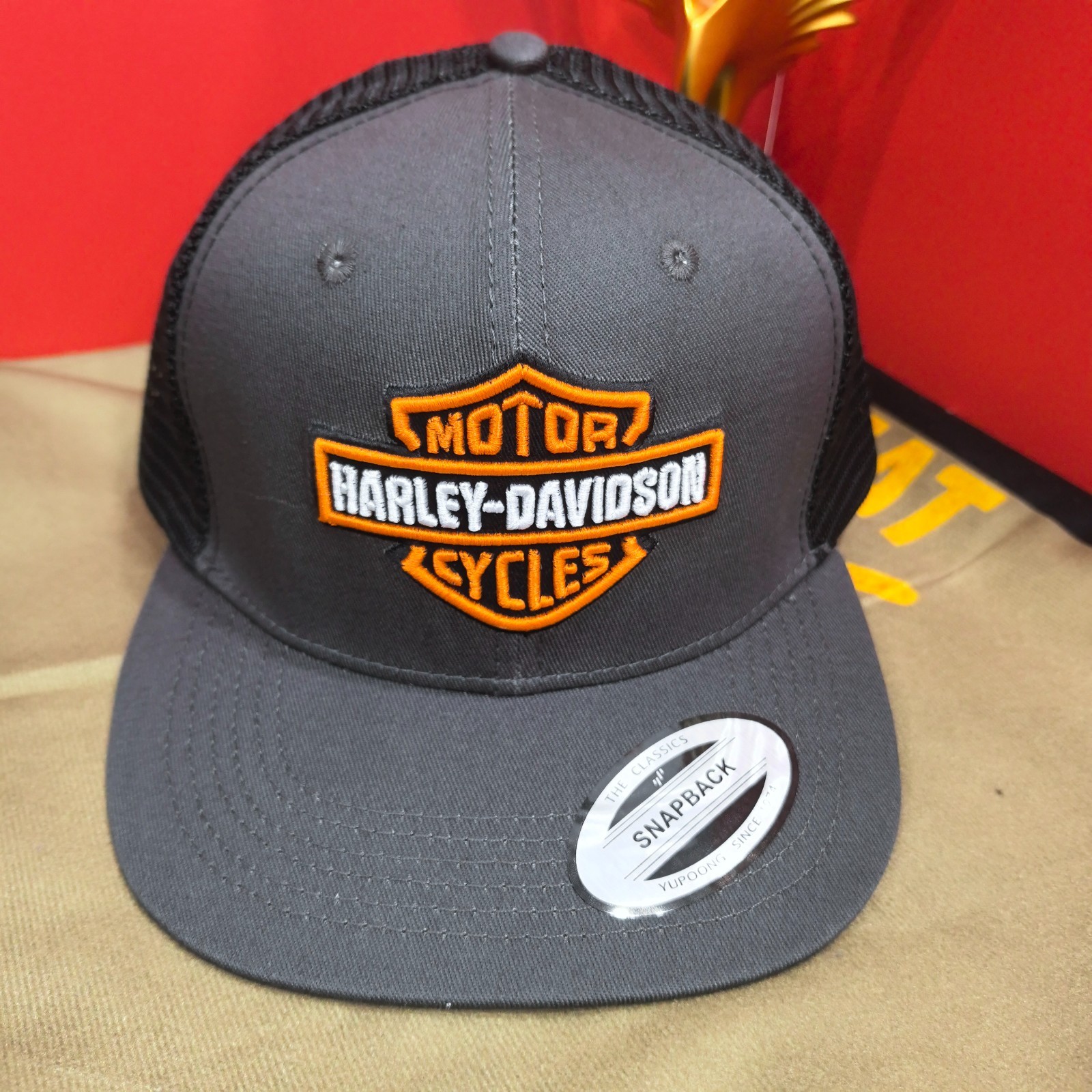Harley Gray Embroidered Flat-Brim Cap with Mesh Back