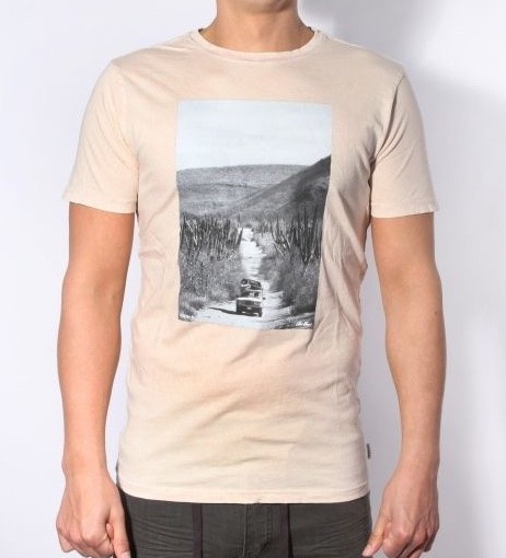 Nixon Watches Men Adventure Off White Short Sleeve X-Large (XL) T-Shirts NEW!