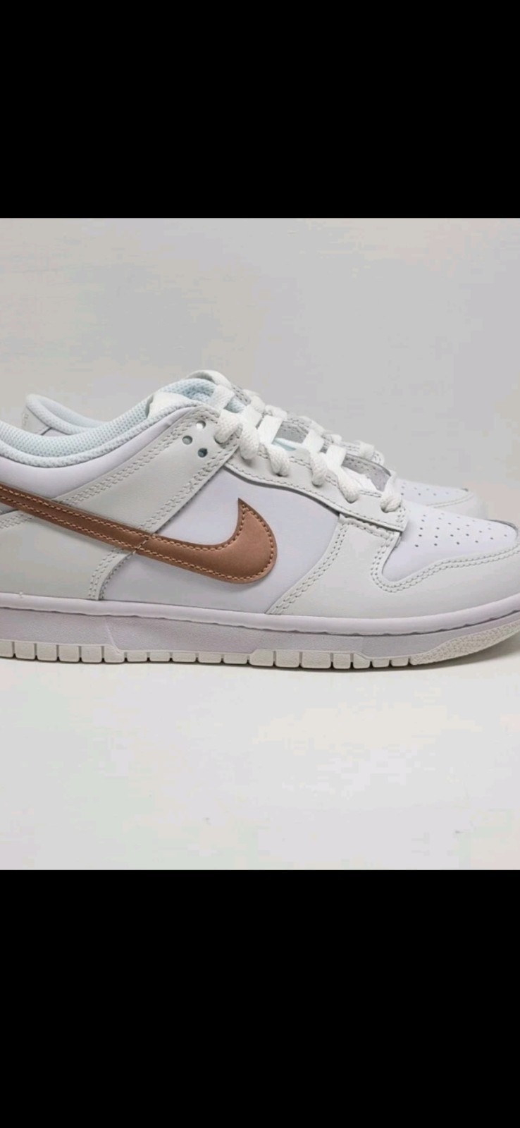 Nike Low Top Lace-Up Athletic Sneaker Colorblock White Rose Gold Leather Rubber