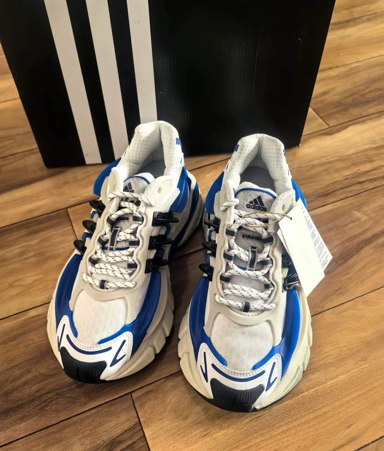 Pharrell Williams × adidas Jellyfish Team Royal Blue JP9263