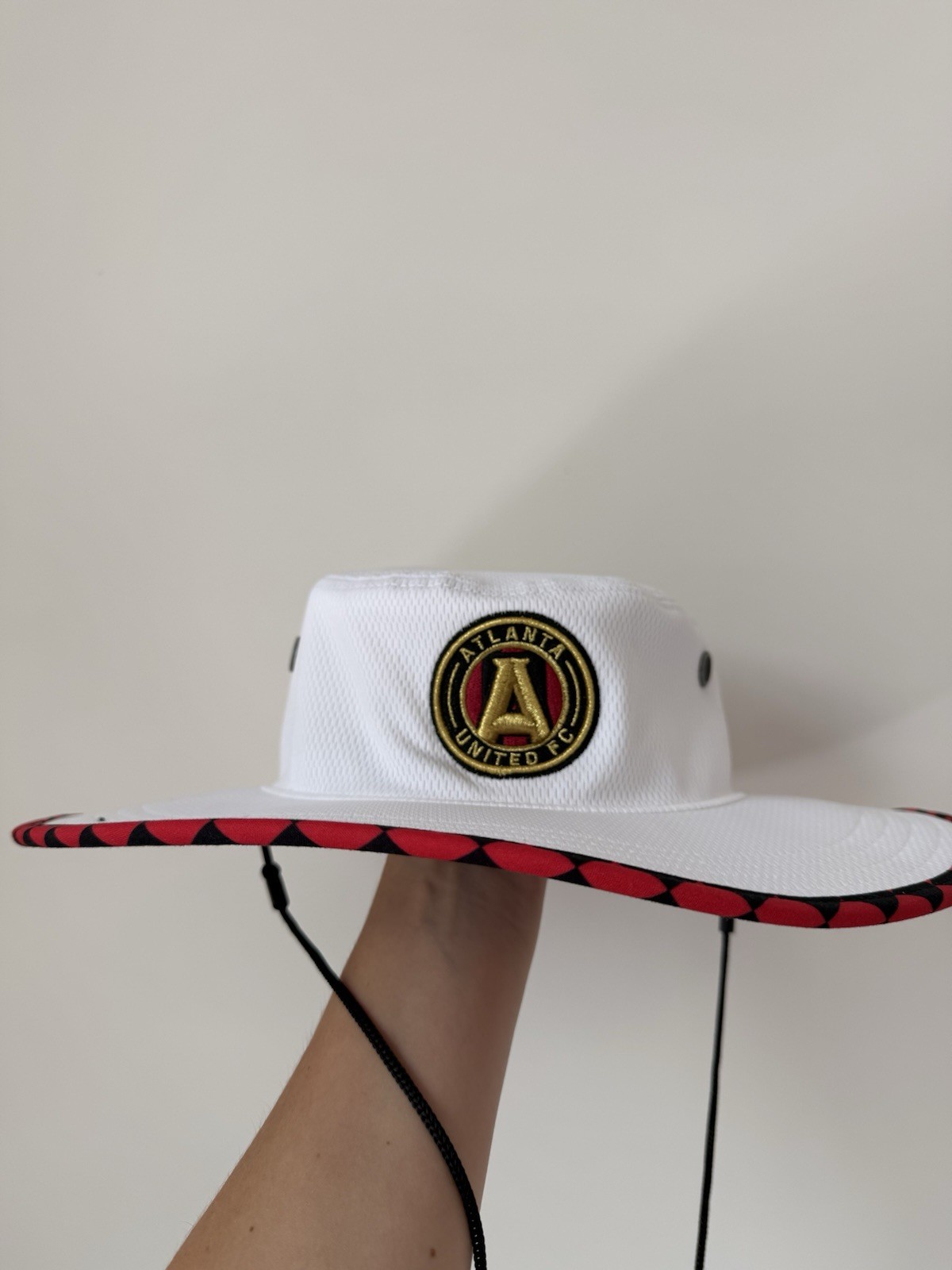 New Era Atlanta United FC Boonie Sun Hat White Red Black Wide Brim MLS