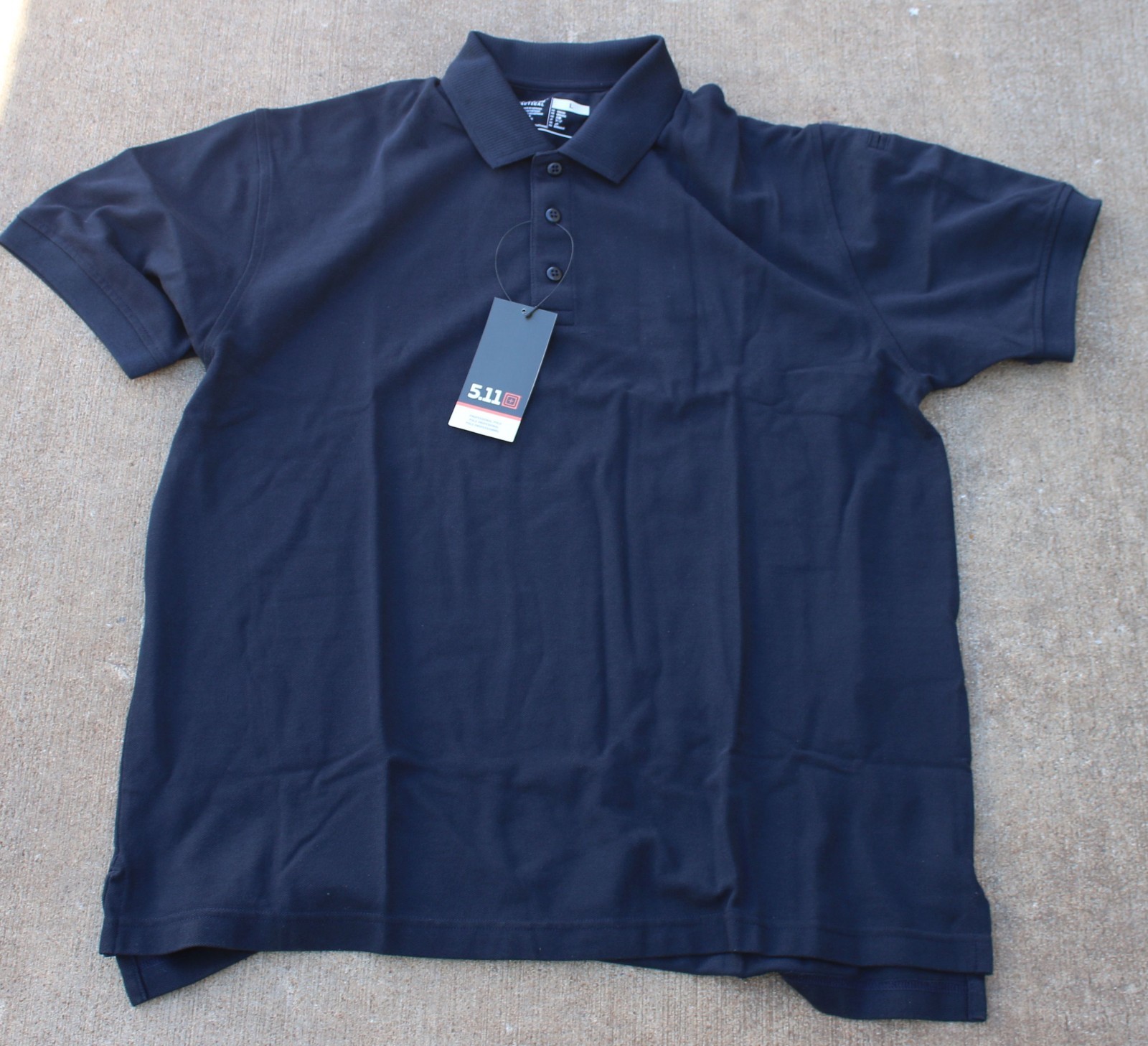 5.11 Tactical Men’s Performance Short Sleeve Polo 41060 Size Large-Dark Navy-New