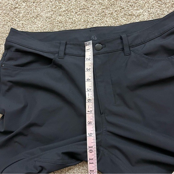 Lululemon ABC classic 5-pocket pant men’s 34