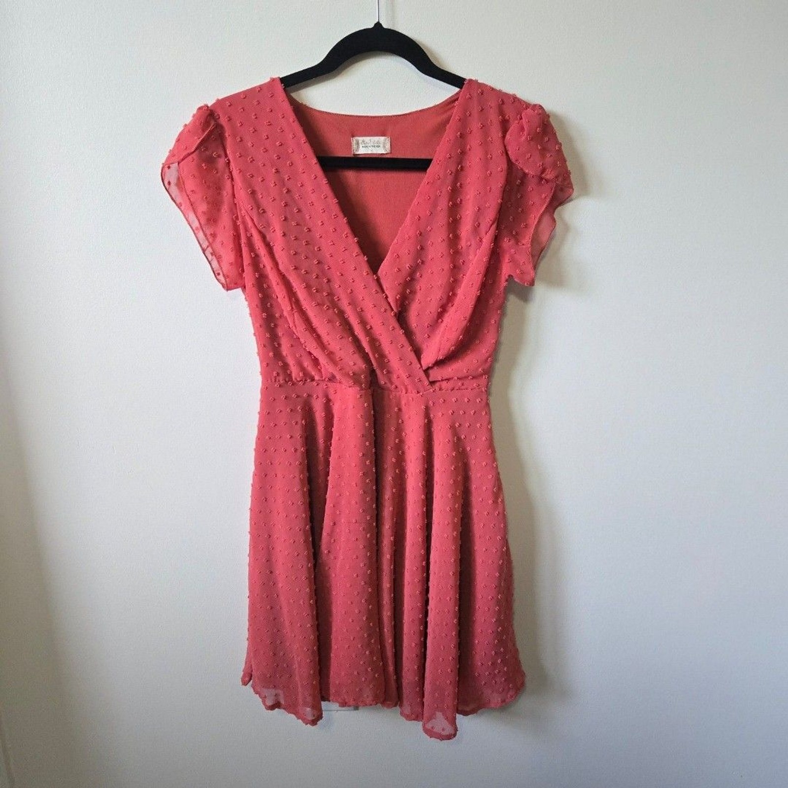 Alter’d State Swiss Dot Coral V Neck Faux Wrap Dress Size Medium