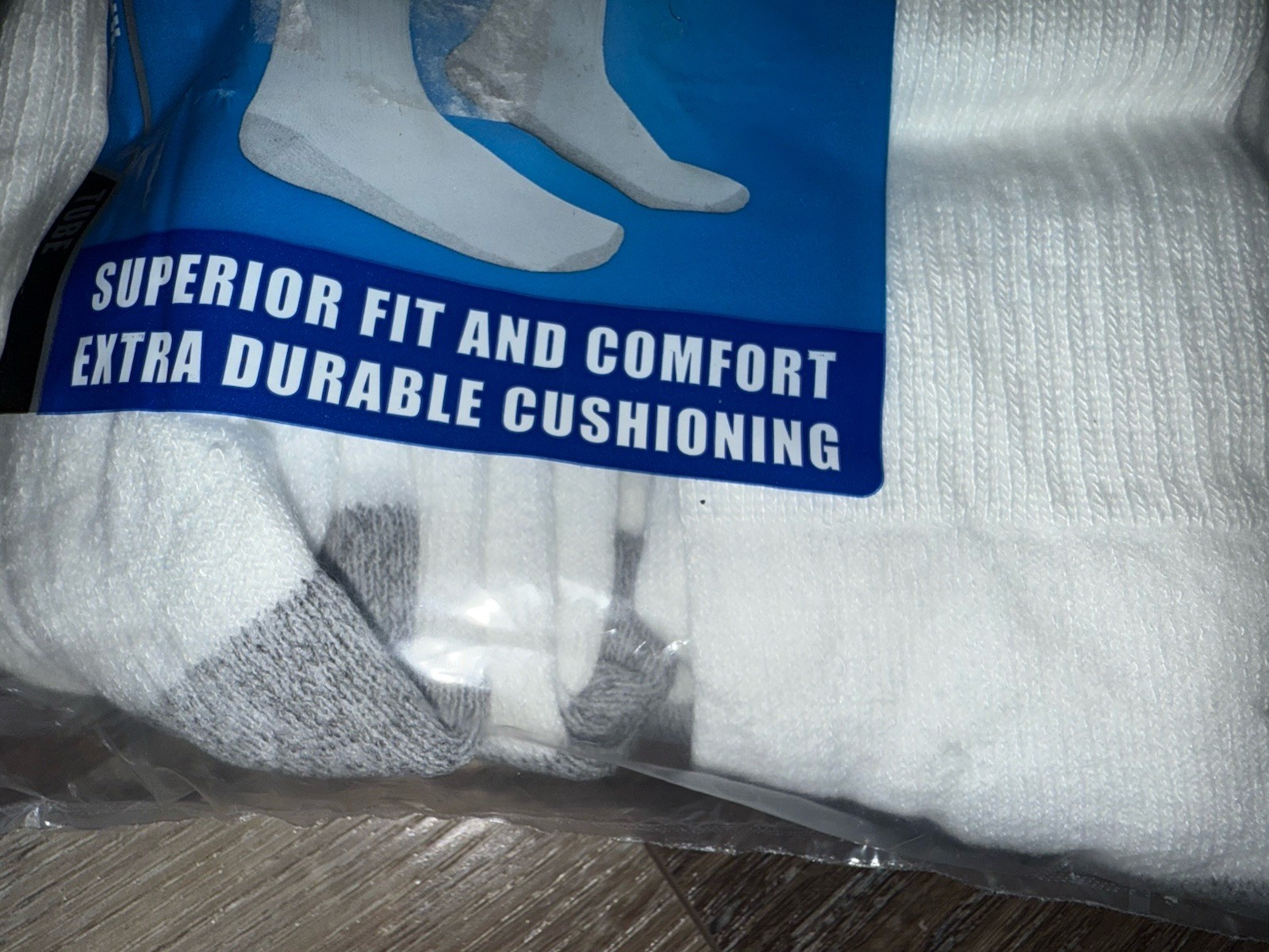 Fruit of the Loom 6-Pair White Socks Crew Sock Cotton Blend Big Tall, Size 12-16