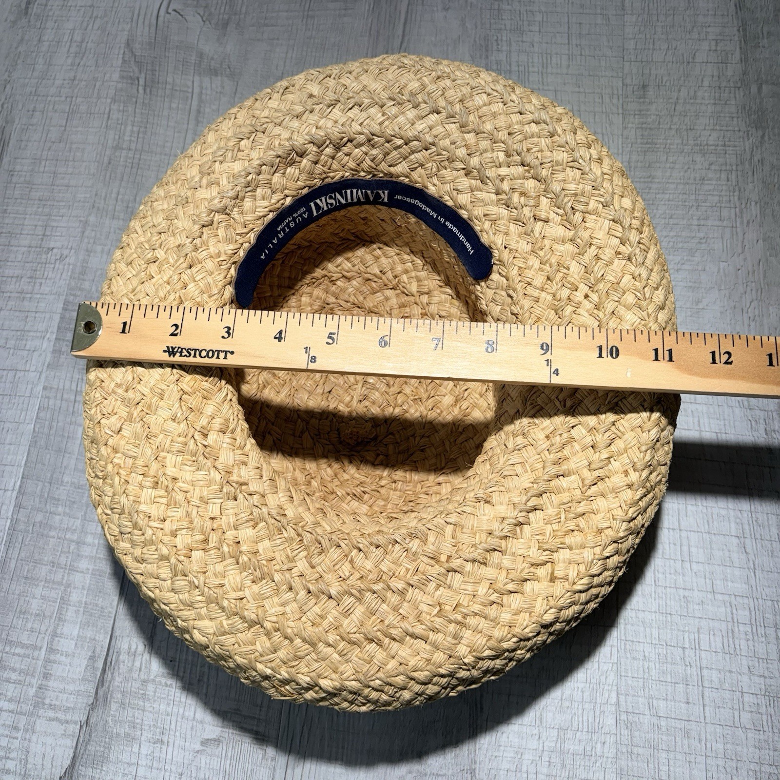 Helen Kaminski Australia 100% Raffia Hat Handmade In Madagascar Natural Roll Rim