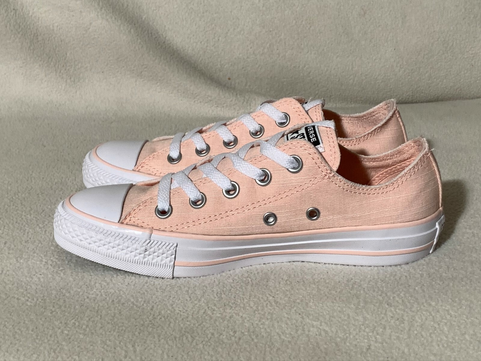CONVERSE ALL STAR CORAL / WHITE SNEAKERS WOMENS SIZE 6 / UK 4 / MENS SIZE 5