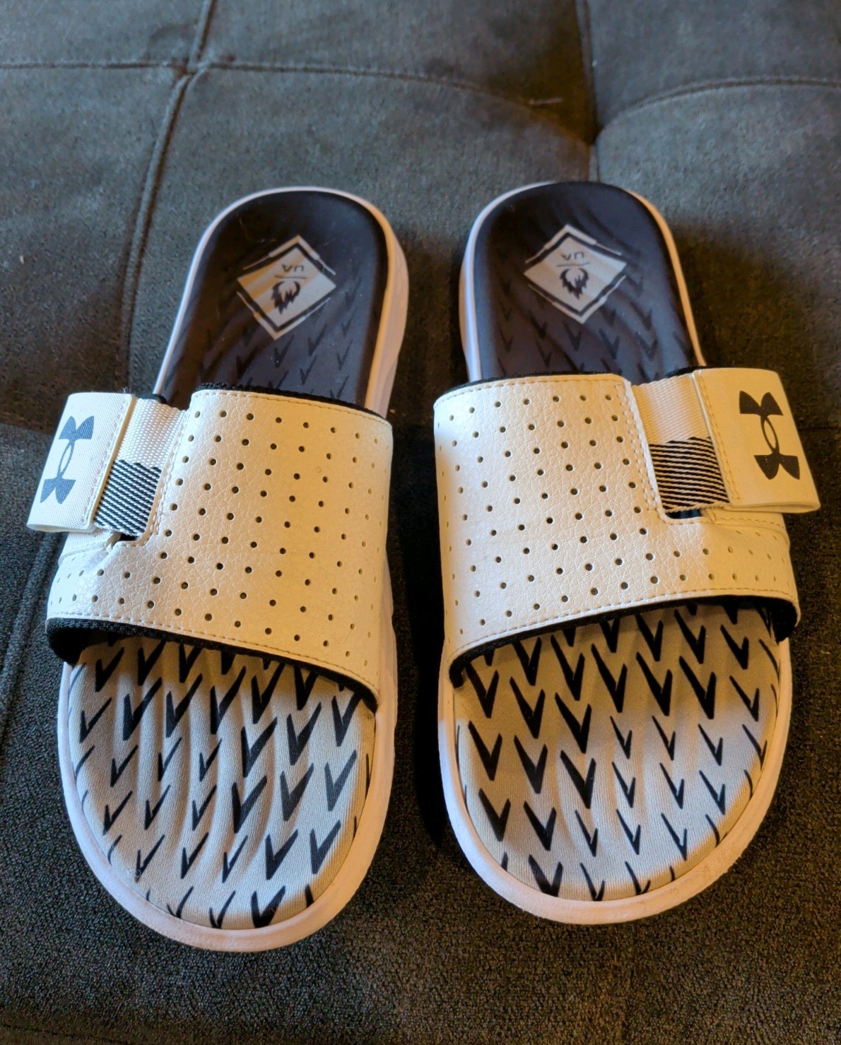 Under Armour Men’s Mercenary Slides Sandals, Water Friendly, Sz 10, White
