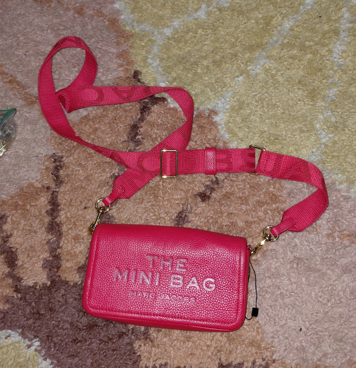 Marc Jacobs Mini Pink Pebbled Logo Crossbody Adjustable Strap Gold Magnetic