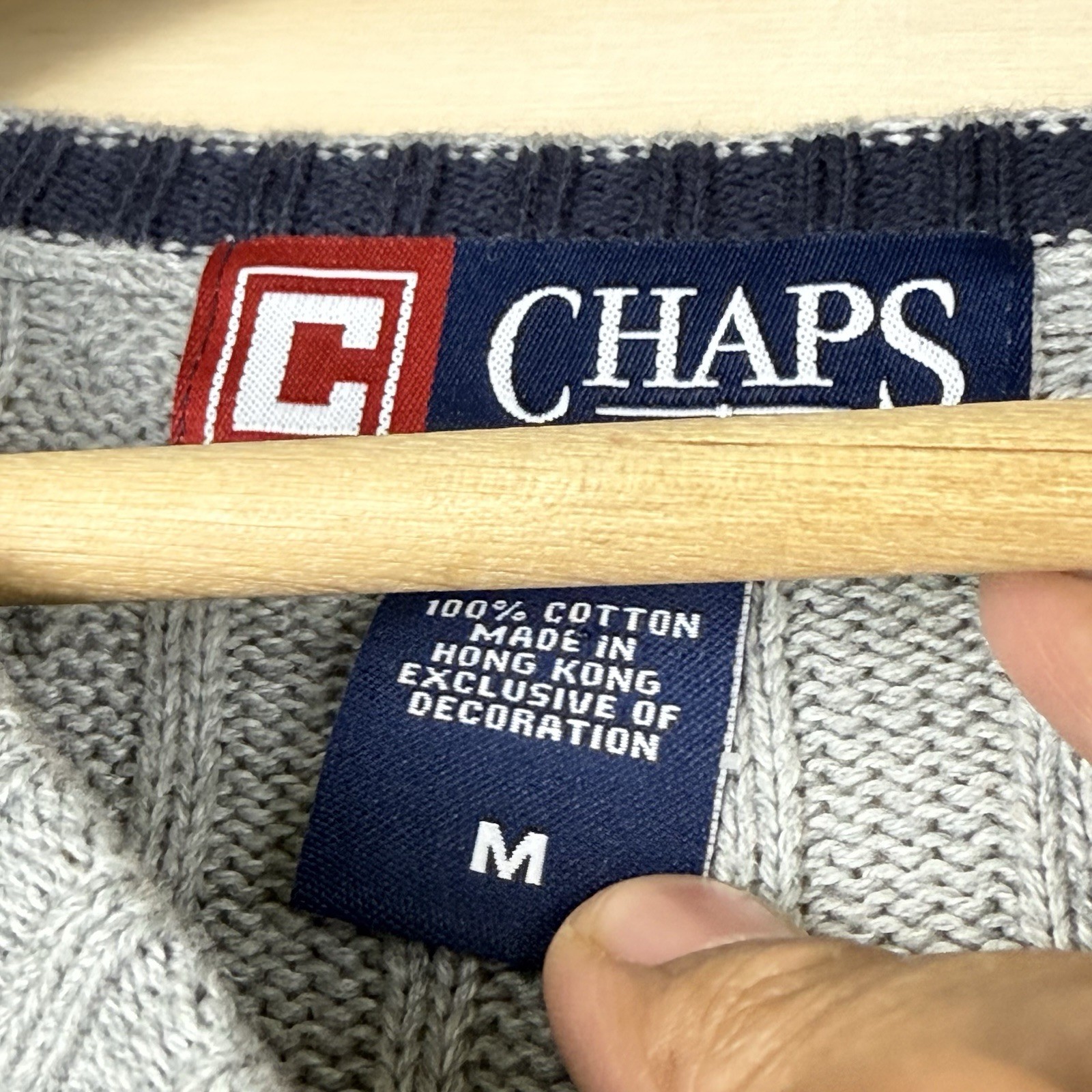 Men’s Chaps Sweater Medium Cable Knit Chunky Fisherman Pullover Crewneck Sweater