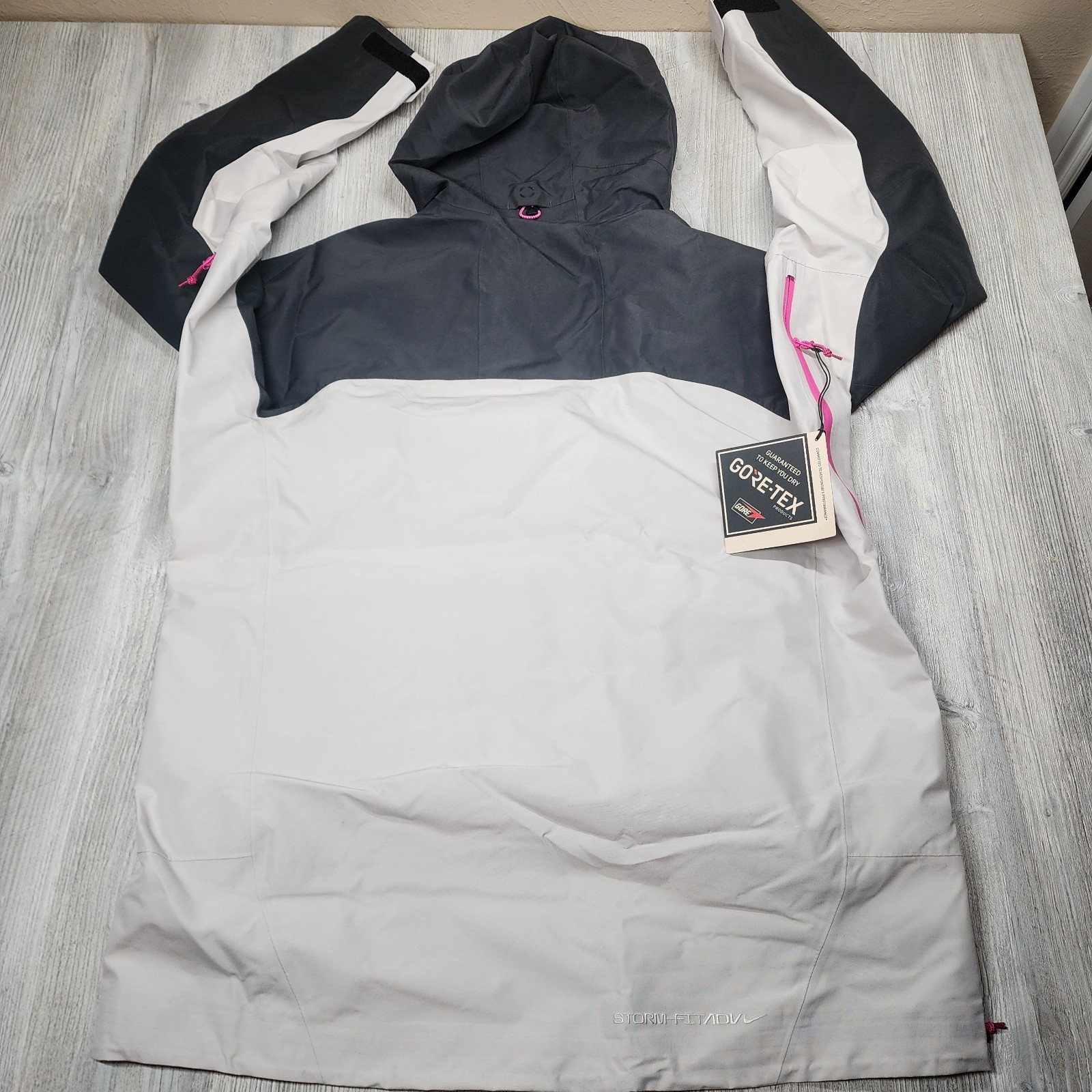 Nike ACG Chena Vortex Storm-Fit ACG Gore-Tex Jacket Mens Size M New FV8891-104