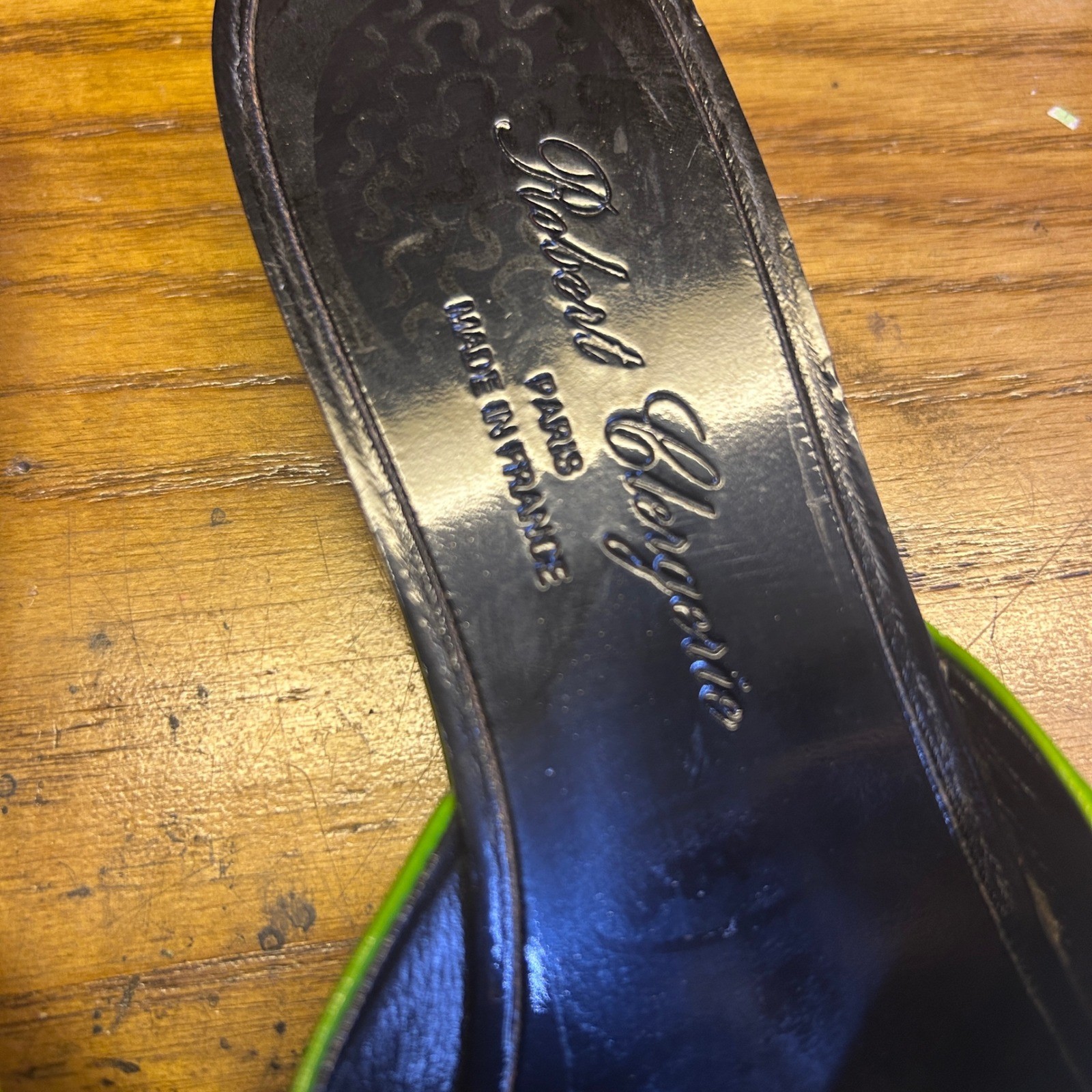 Robert Clergerie wmn 8.5 Green Patent Leather Chain vtg Y2K kitten heel sandals
