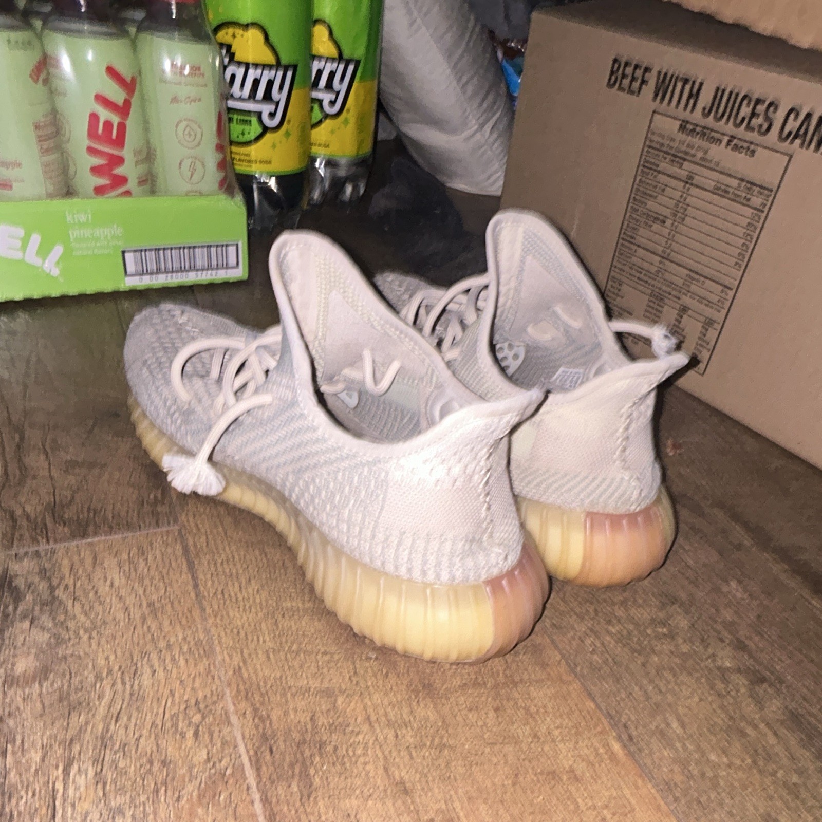 Yeezy adidas Yeezy Boost 350 V2 Beige Low Top Lace-Up Primeknit Sneaker