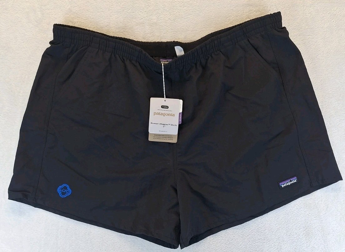 NEW Patagonia Baggies 5″ Womens Size XXL Black Netplus Recycled Fabric Branded