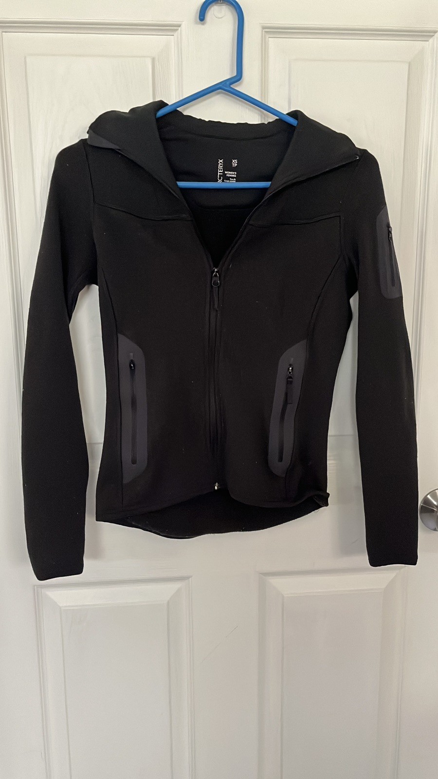 Arc’teryx Women’s Covert Cardigan XS