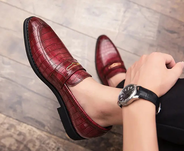 Men’s Stone Pattern Slip on Loafers Pointy Toe Formal Business Casual Shoes