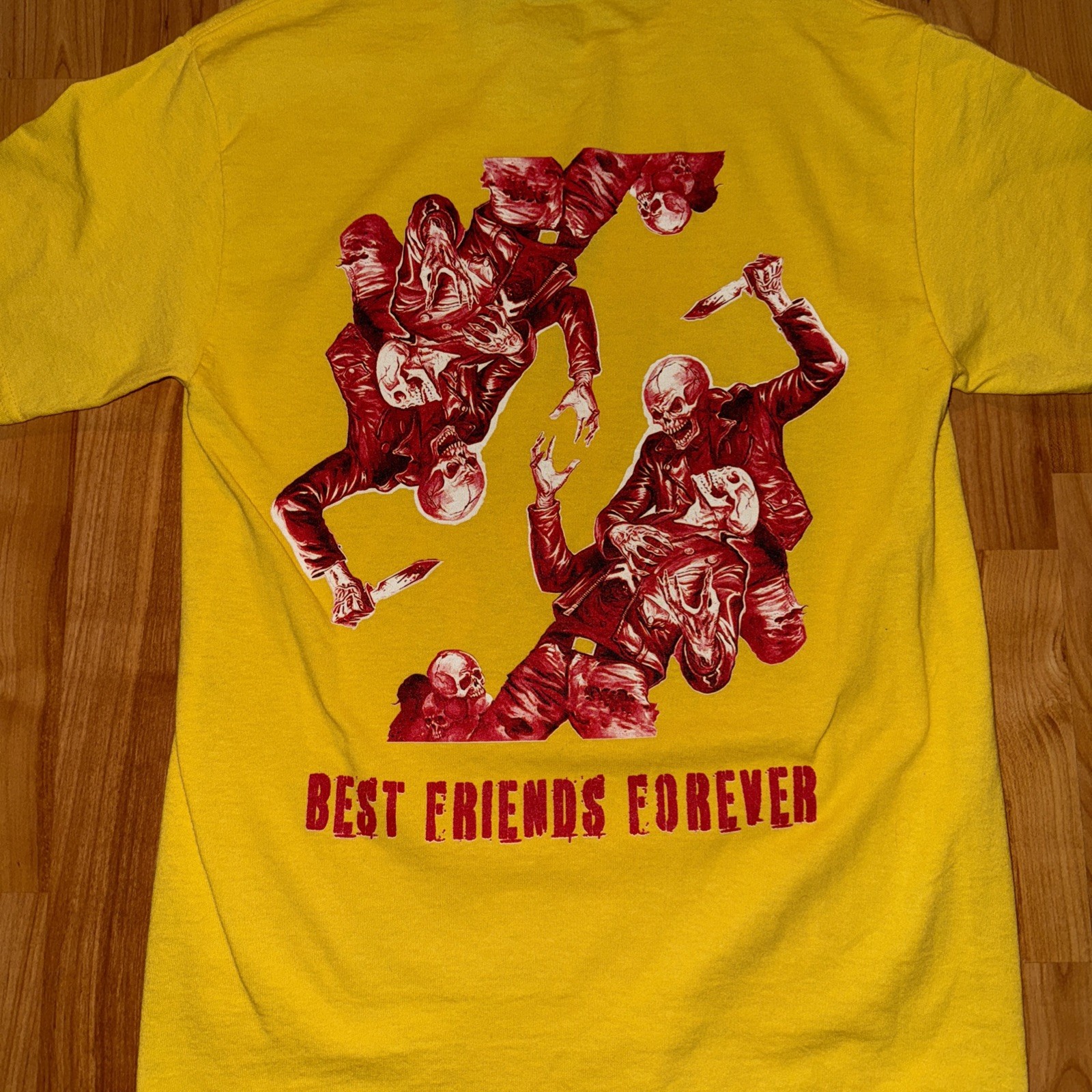 4 Random Men’s Small Graphic T Shirts Lot