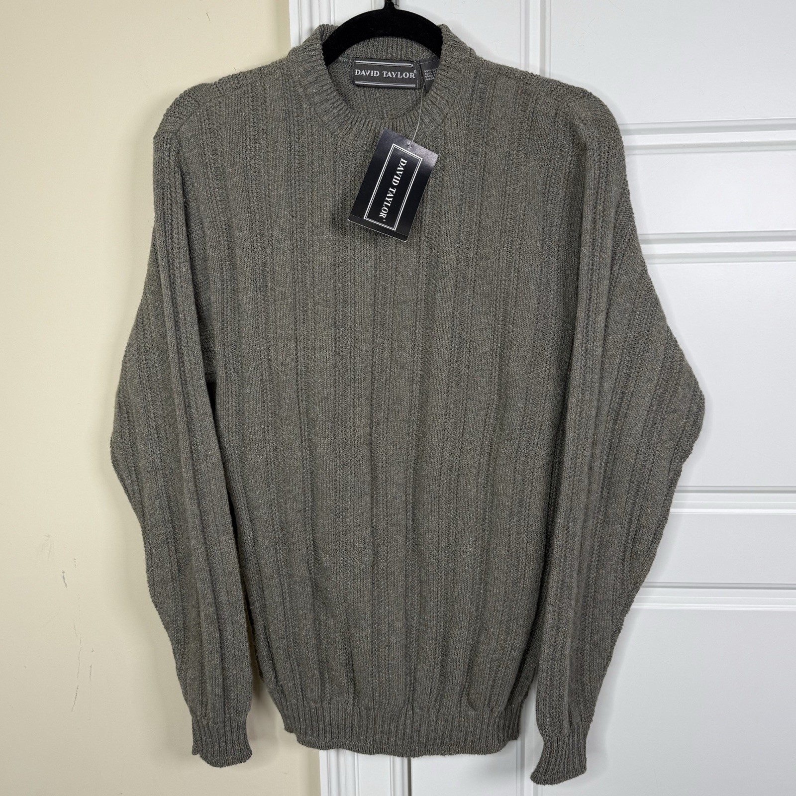 Vintage David Taylor Fisherman Sweater Men’s Medium Beige Chunky Cable Knit USA