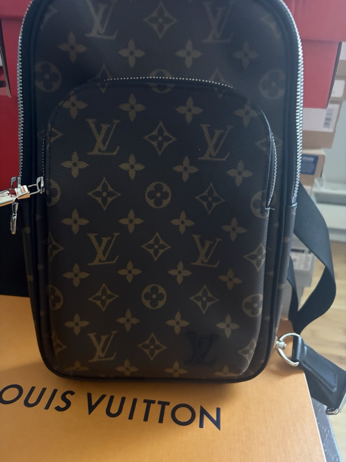 Louis Vuitton Monogram Crossbody Bag Zip Adjustable Strap Pockets Brown/Black