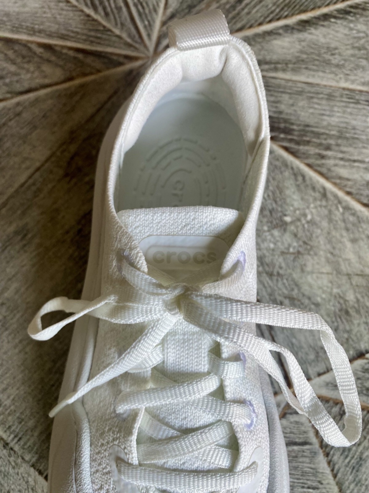 NEW! Size M5 / W7 – Crocs Echo Surge Moonlight White Sneakers FREE SHIPPING! NEW