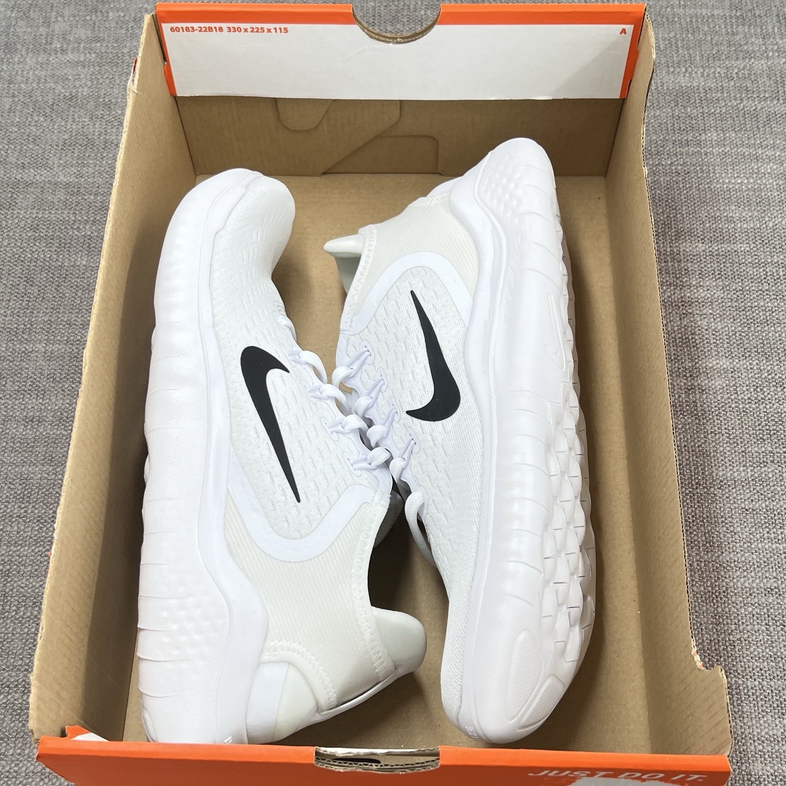 Nike Free RN 2018 White Black Run Running 942837-100 Low Gym Training Womens 10