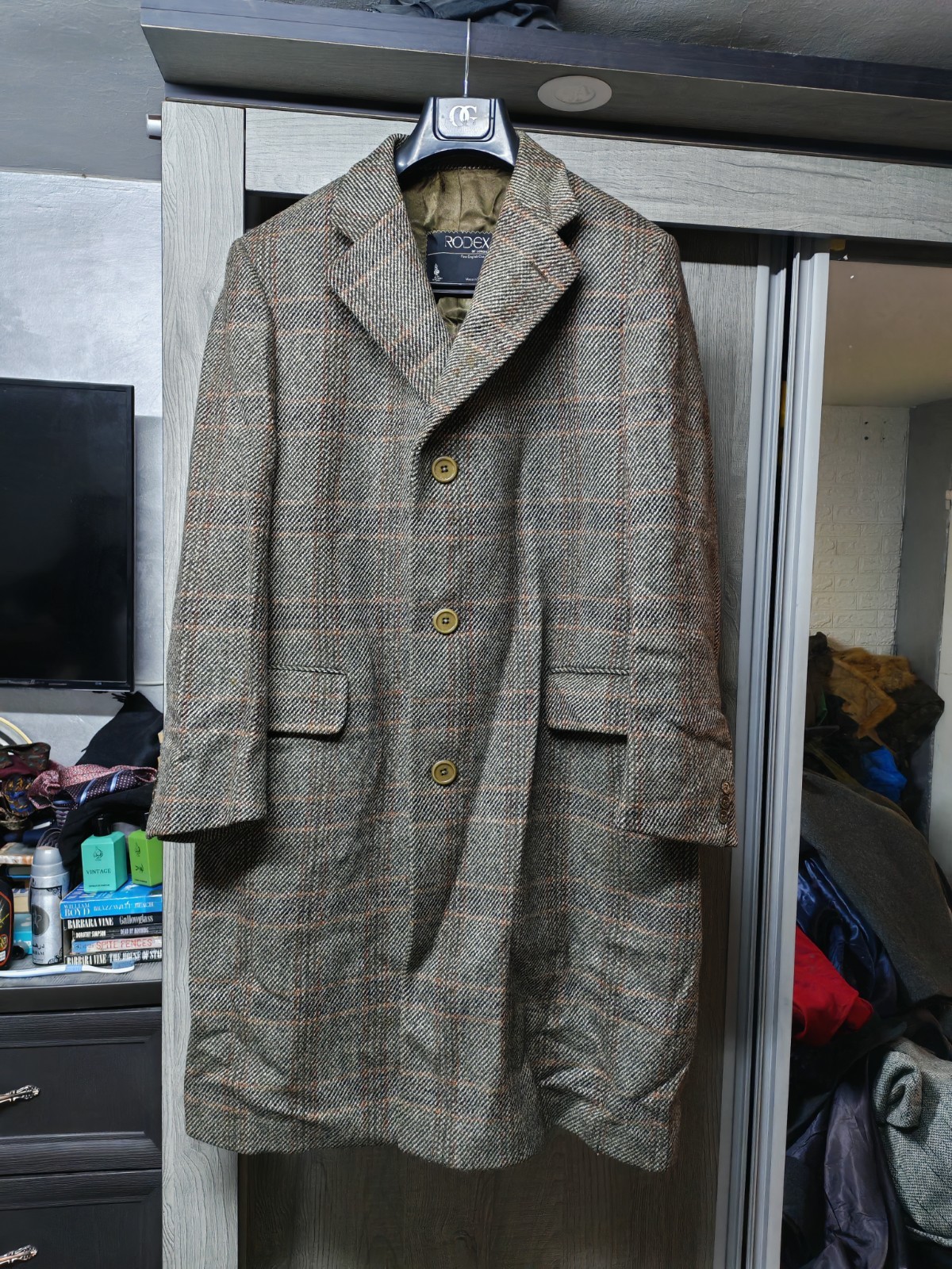 1970s Vintage Rodex pure wool handwoven tweed classic Windowpane over coat 46R