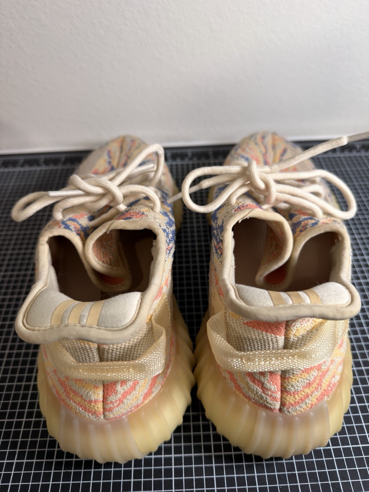 adidas Yeezy Boost 350 V2 MX Oat Beige Primeknit Low Top Sz 10 VNDS Sneakers