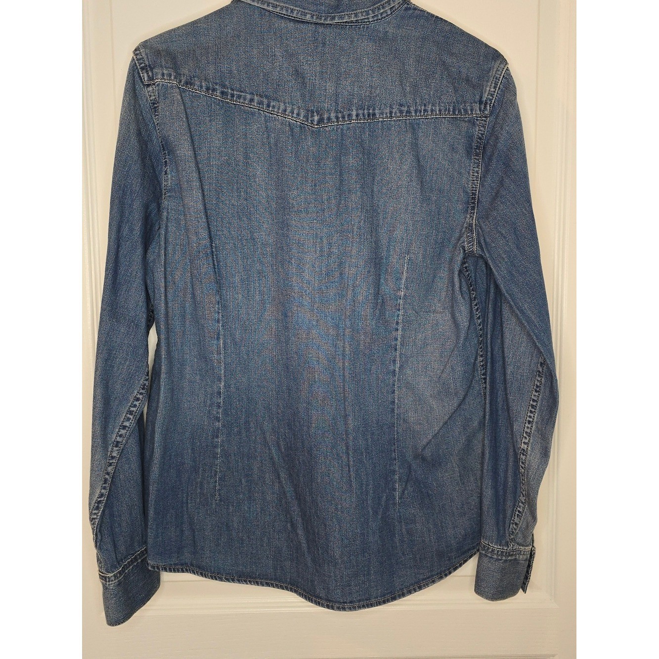 GAP Medium Blue Western Style Denim Button-Up Shirt