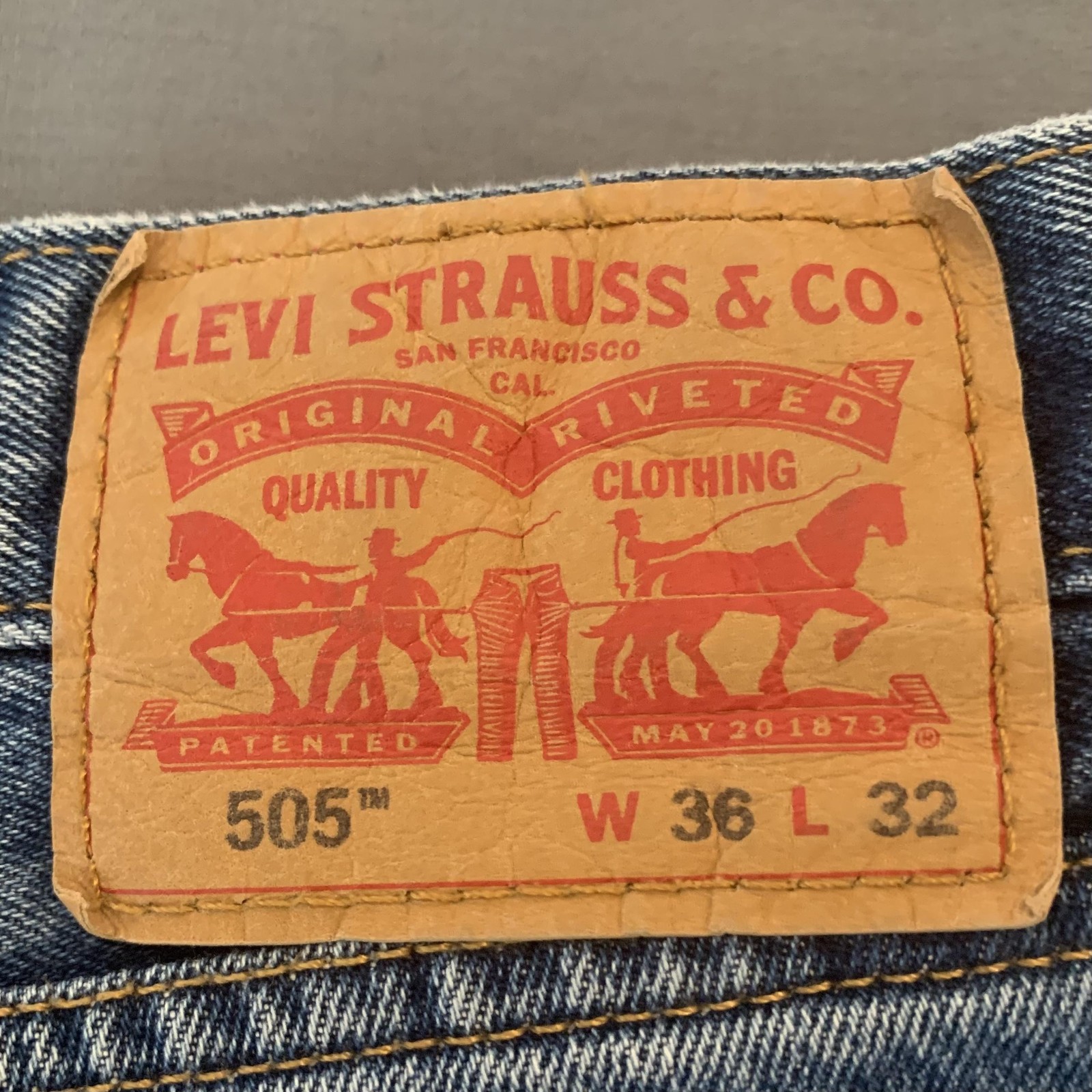 Levis 505 Jeans Mens 36×32 Blue Denim Straight Leg Medium Wash 100% Cotton Rodeo