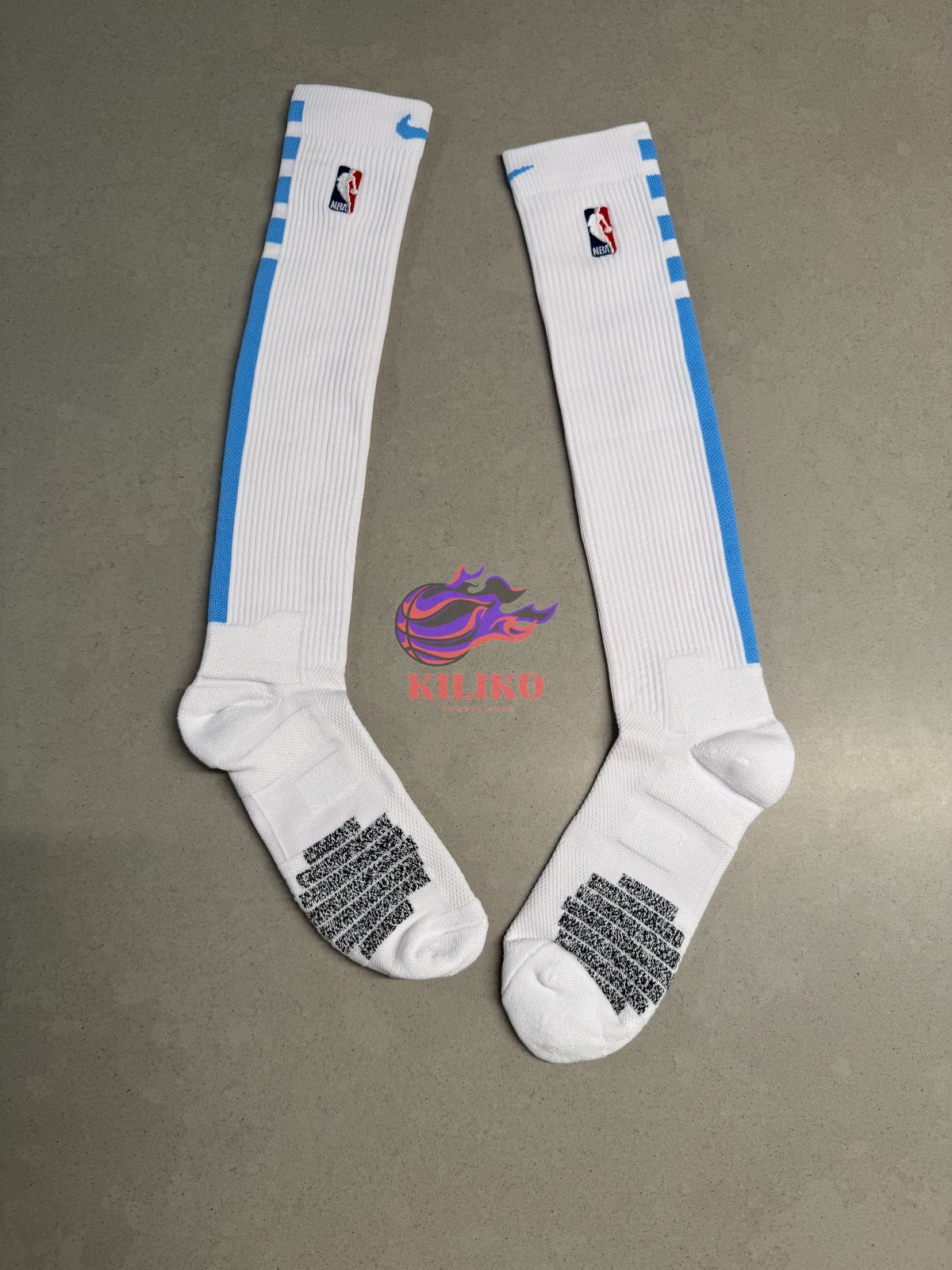 Nike NBA Authentics – White & Black – Knee Highs/Scrunchies