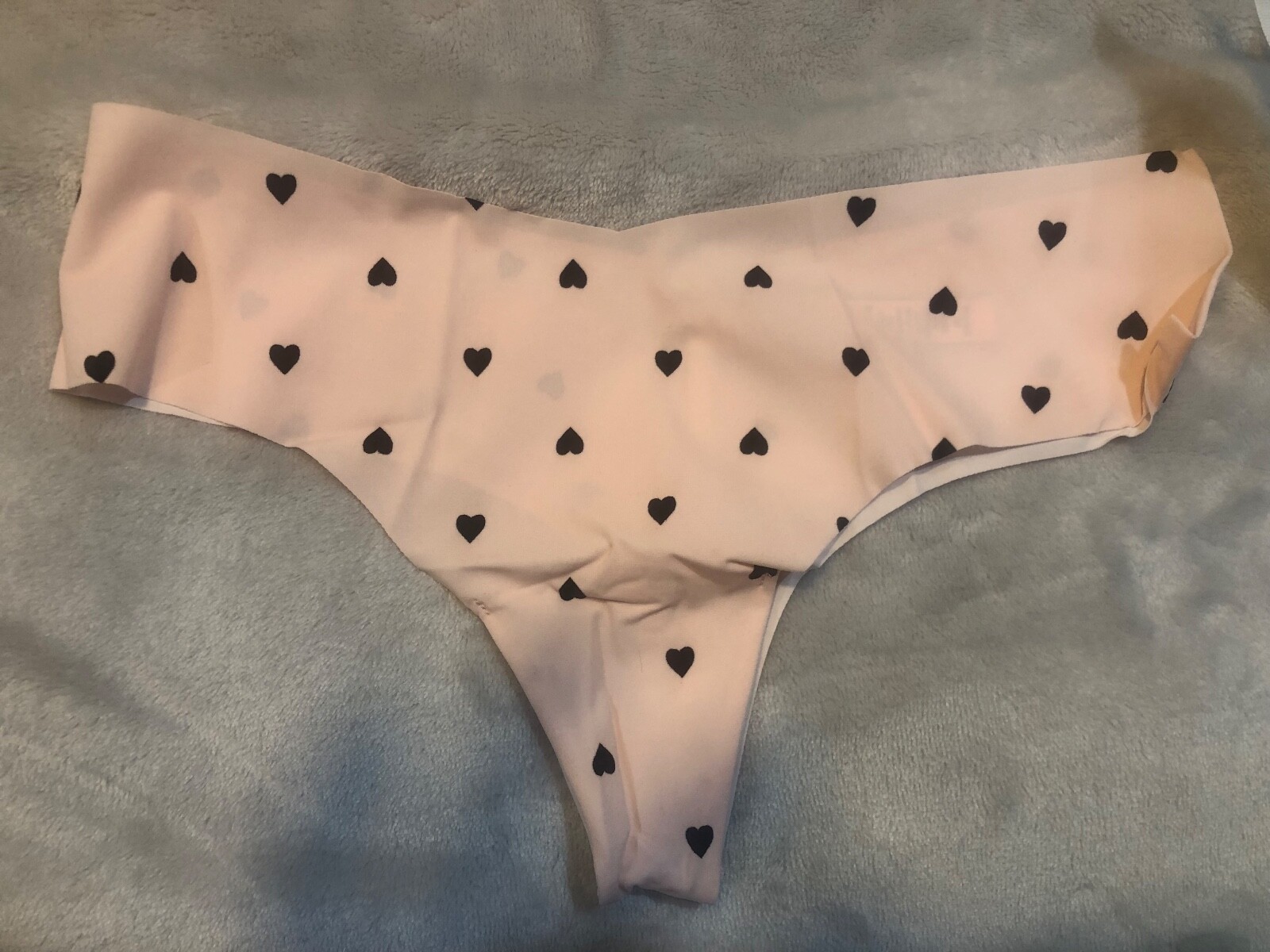 Victoria Secret No Show Thong – 4 Varieties & Sizes