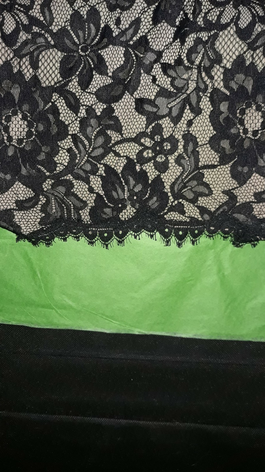 Romantic Gothic BOSTON PROPER Black Mesh & Lace Top Size 4 – Eye Hook Closures